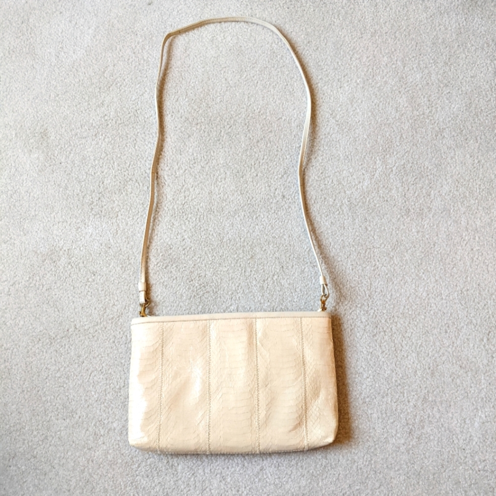 VTG cream colored snakeskin handbag